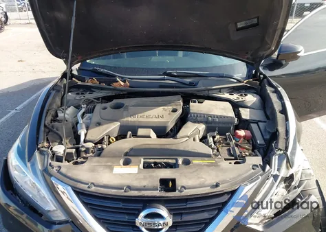 2017 Nissan Altima 2.5 Sl из США, поврежденный, VIN 1N4AL3AP2HC175536